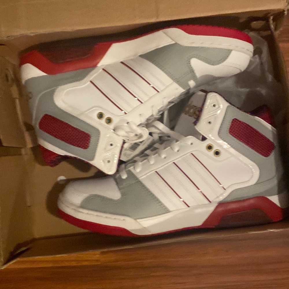 ADIDAS MID LX NEO size 12, BRAND NEW in the Box.